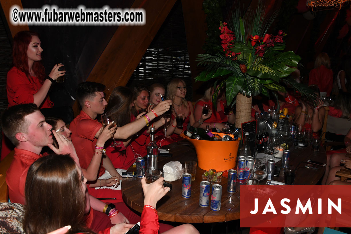 Tropical Paradise Party by Jasmin