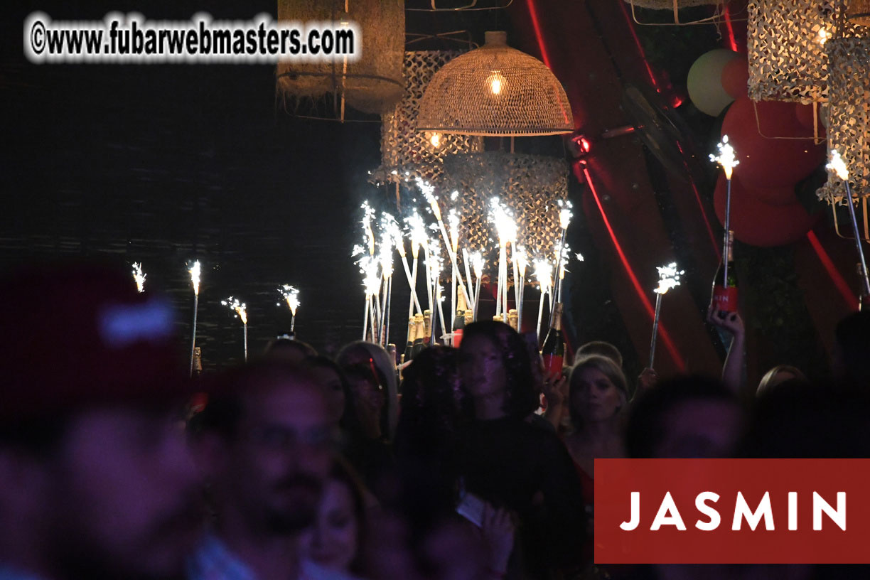 Tropical Paradise Party by Jasmin