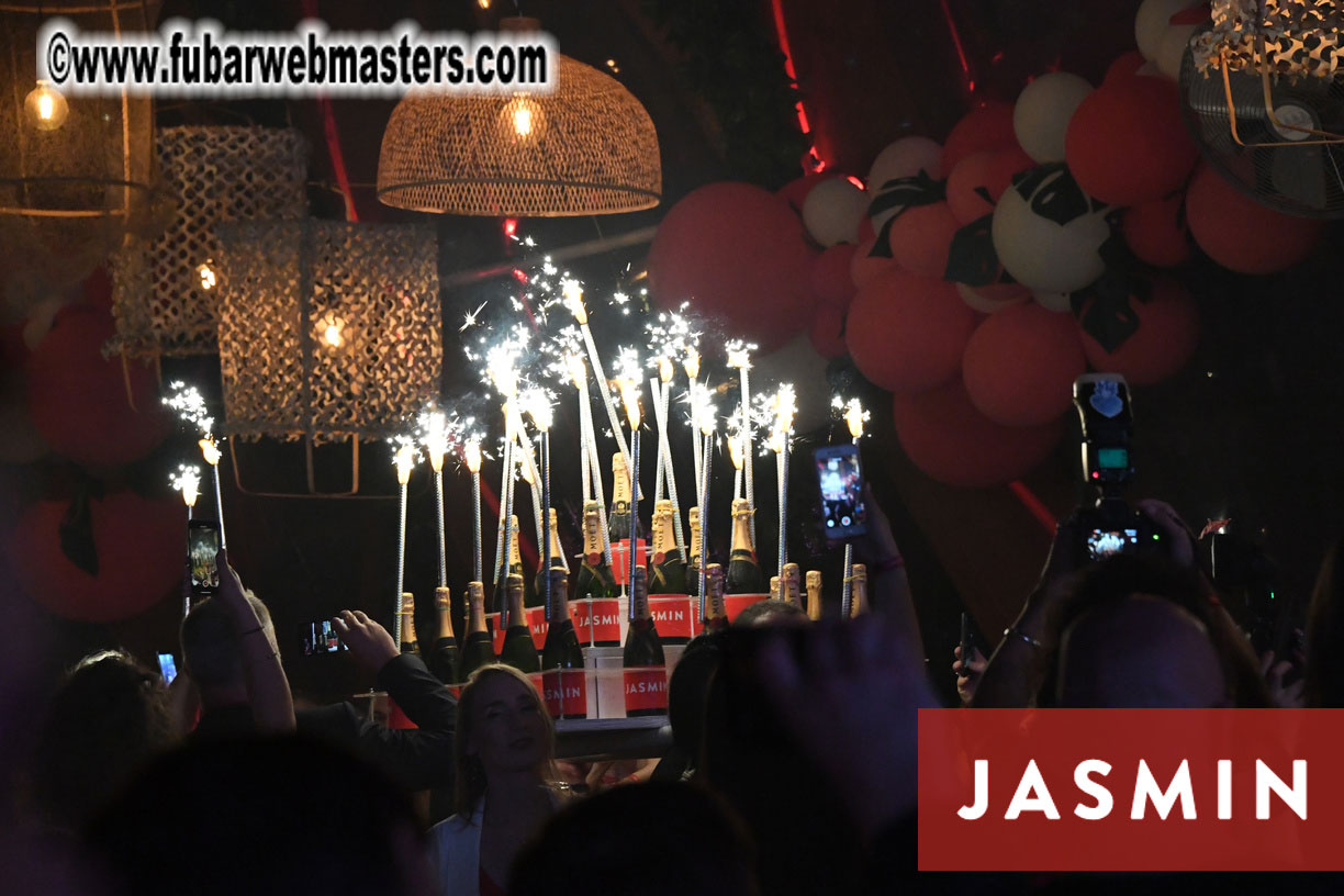 Tropical Paradise Party by Jasmin