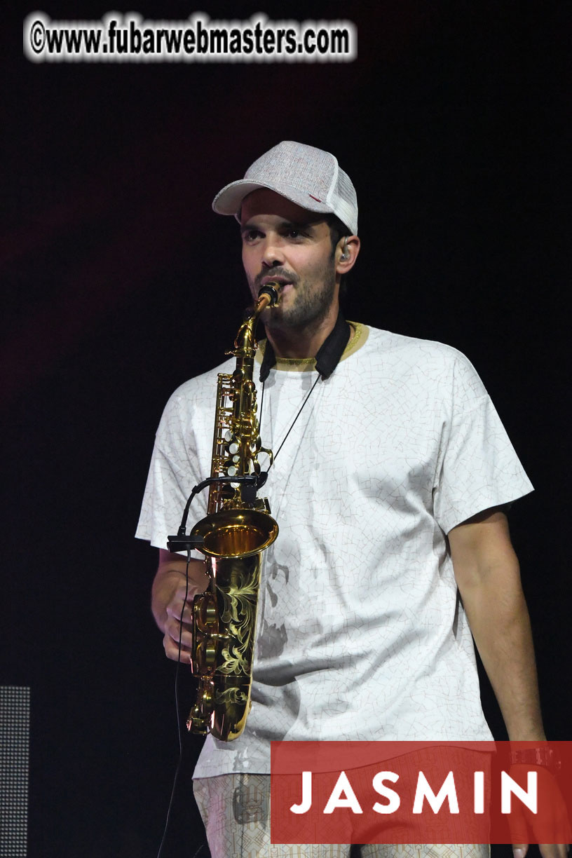 Tropical Paradise Party by Jasmin