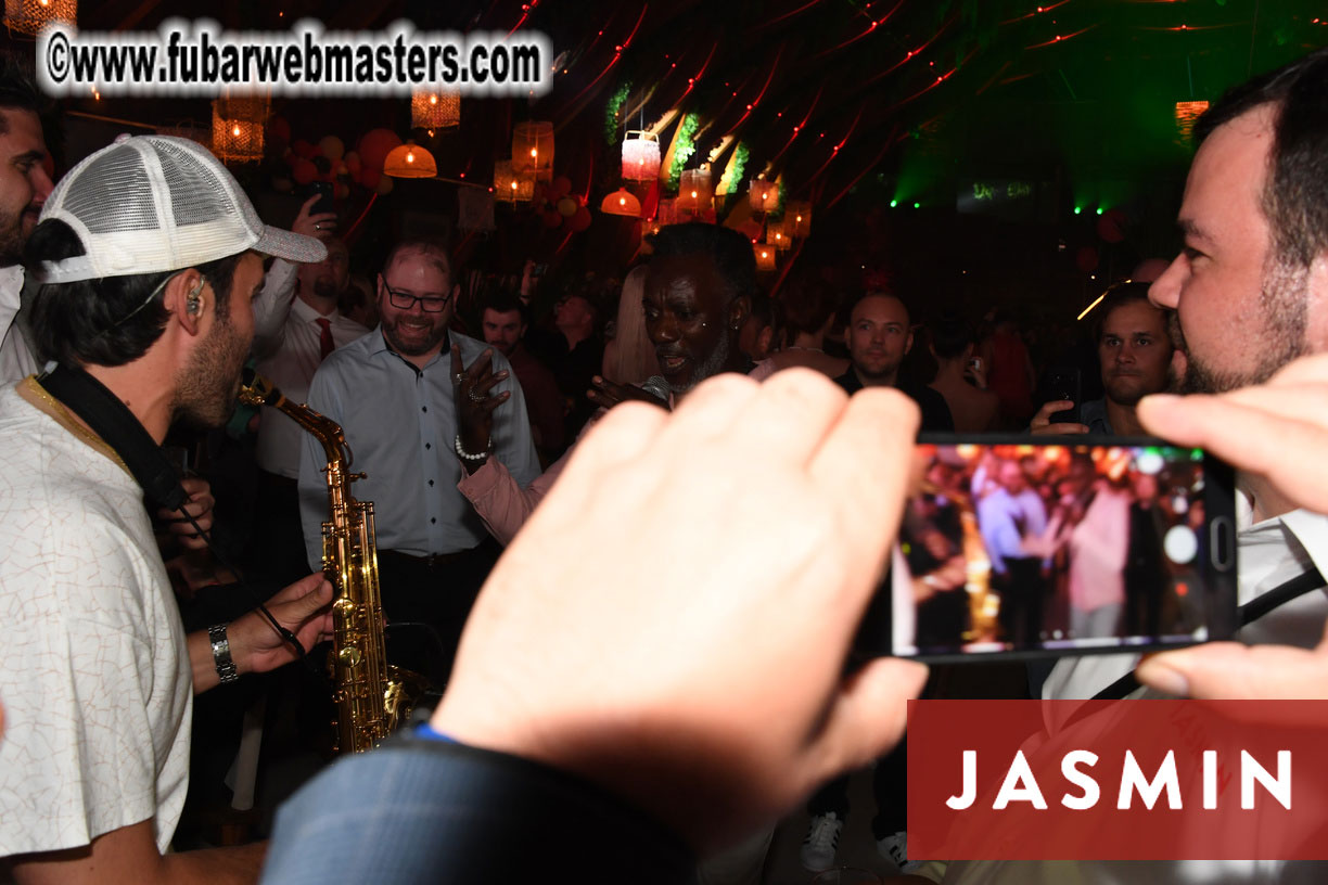 Tropical Paradise Party by Jasmin