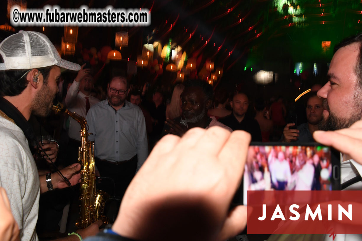 Tropical Paradise Party by Jasmin