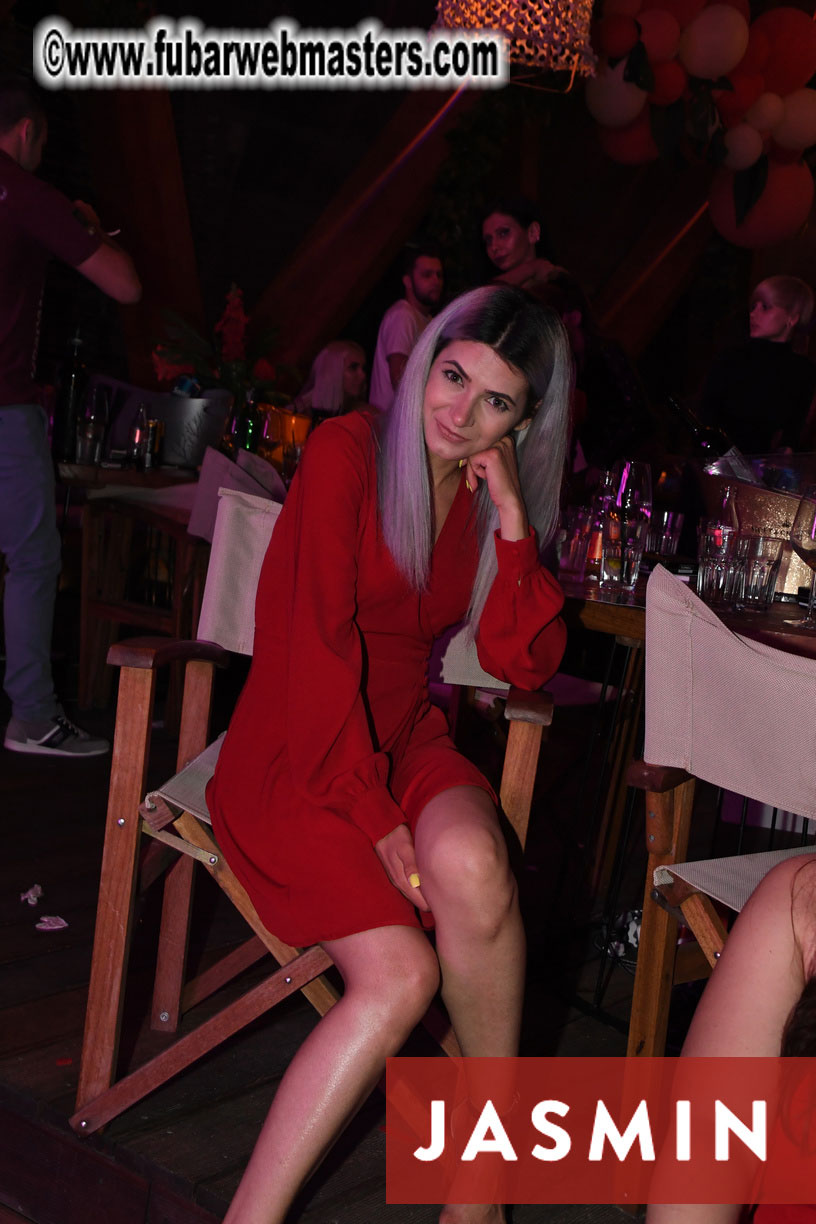 Tropical Paradise Party by Jasmin