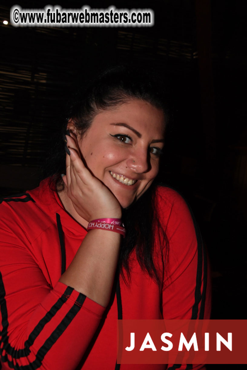 Tropical Paradise Party by Jasmin