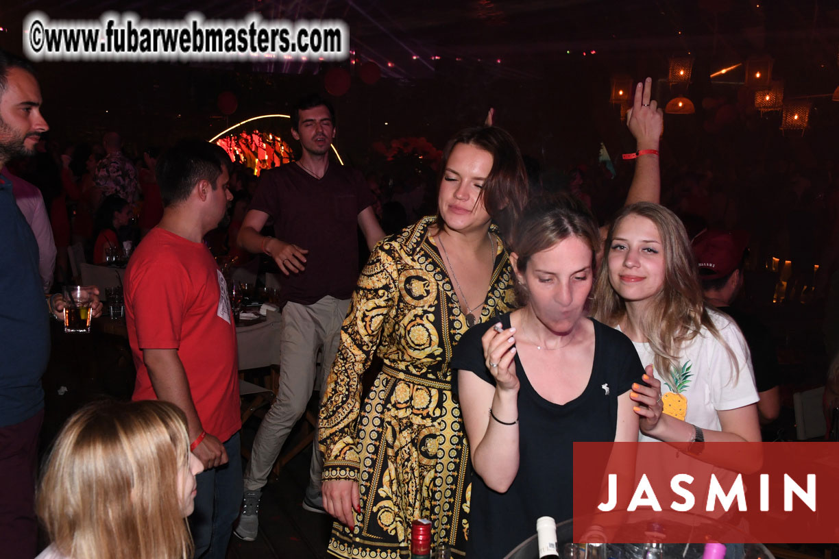 Tropical Paradise Party by Jasmin