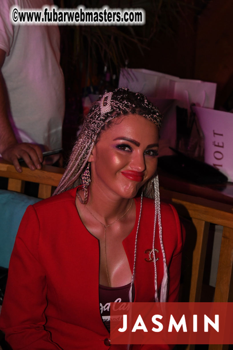 Tropical Paradise Party by Jasmin