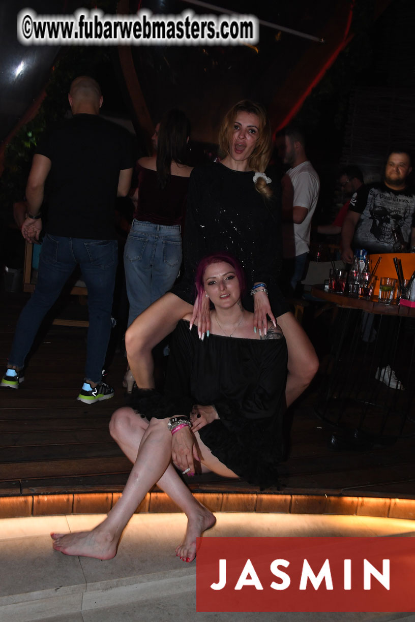 Tropical Paradise Party by Jasmin