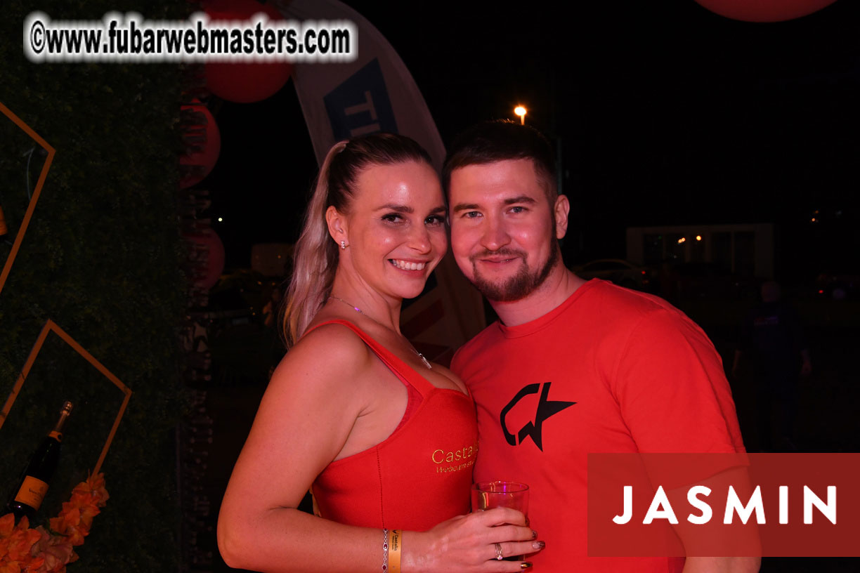 Tropical Paradise Party by Jasmin