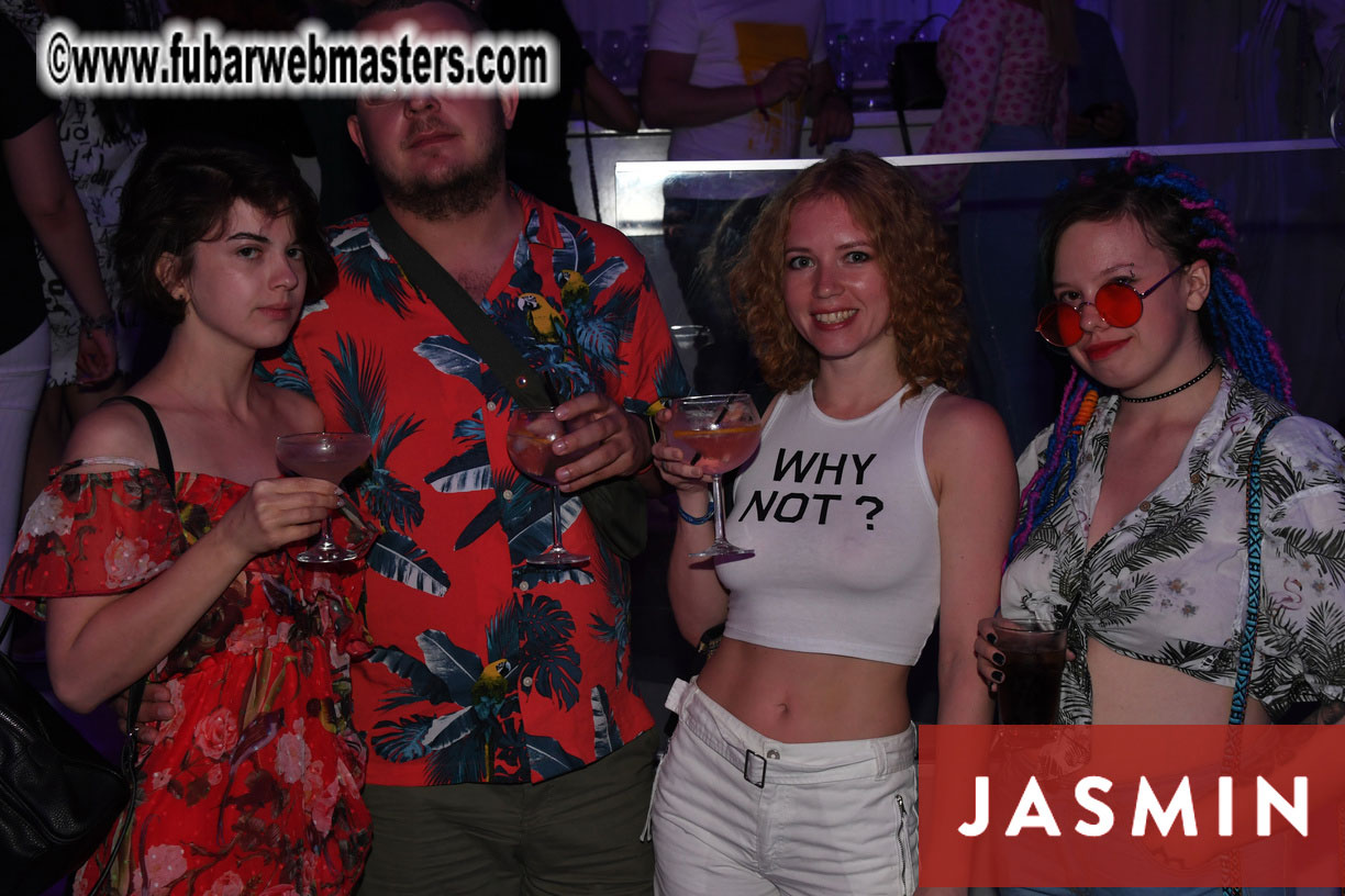 Welcome to Avatar World by Terpon