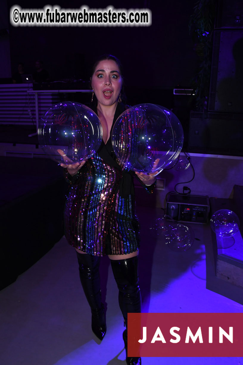 Welcome to Avatar World by Terpon