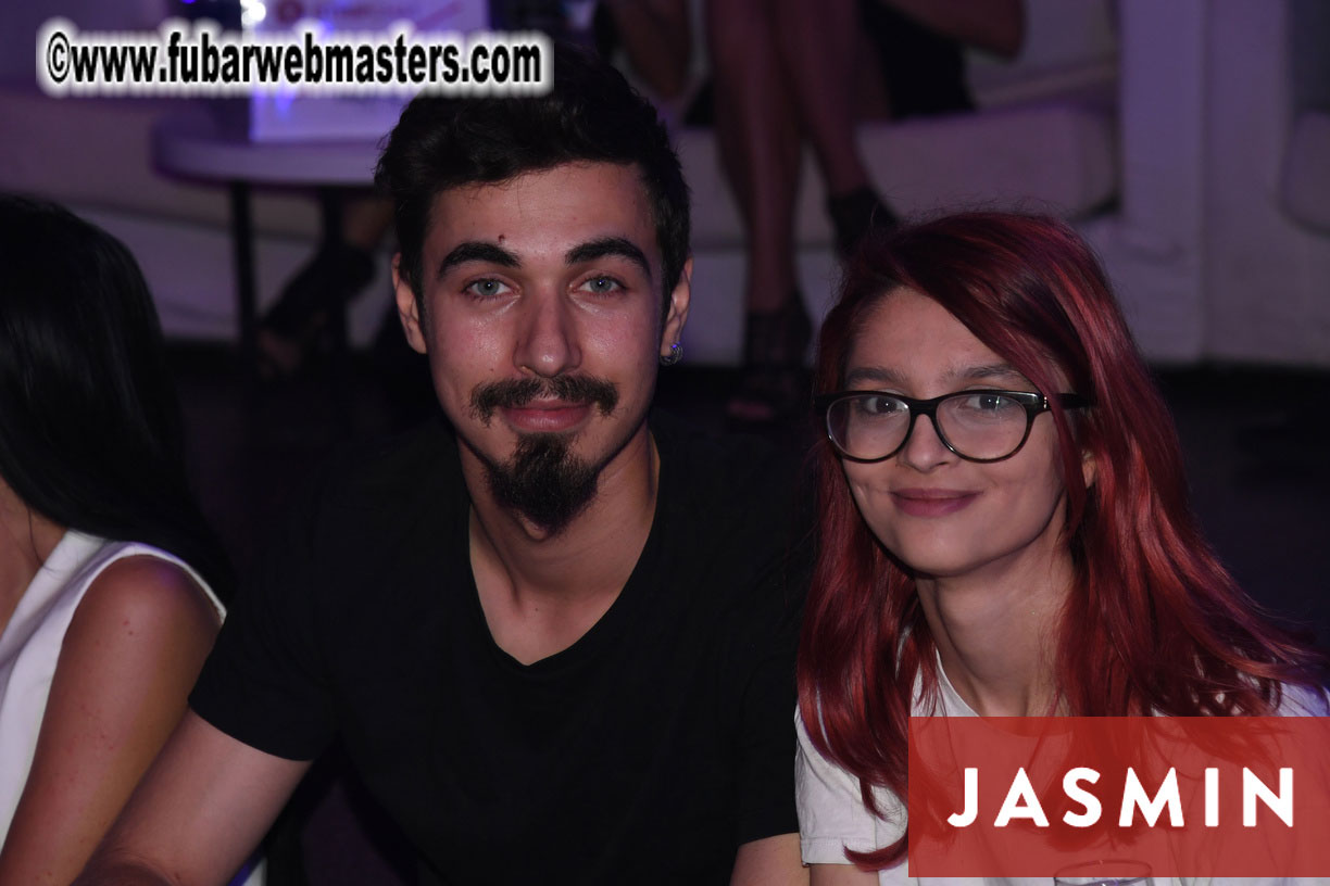 Welcome to Avatar World by Terpon