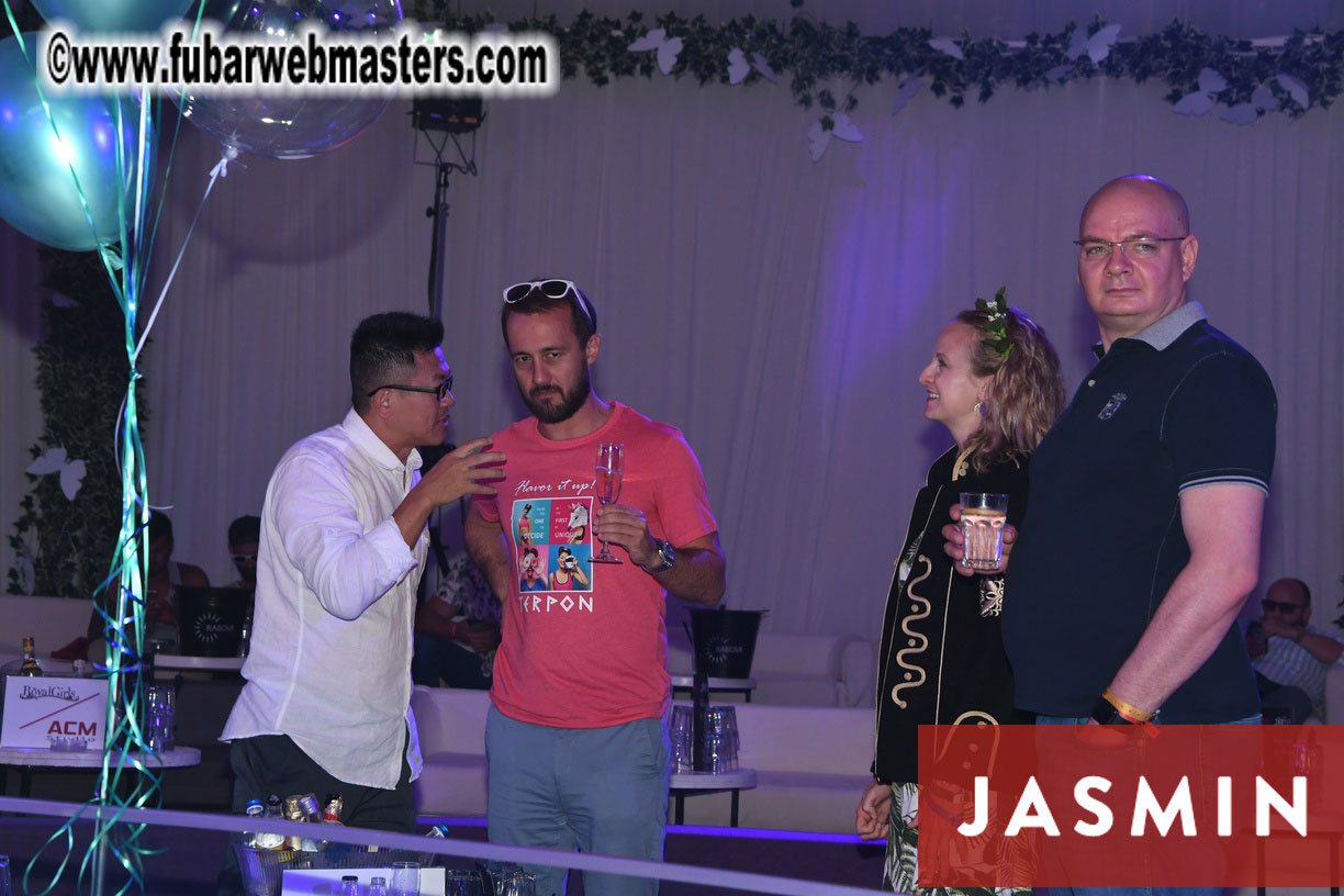 Welcome to Avatar World by Terpon