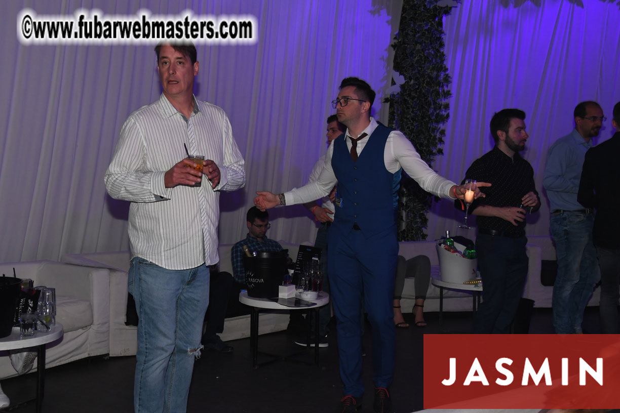 Welcome to Avatar World by Terpon