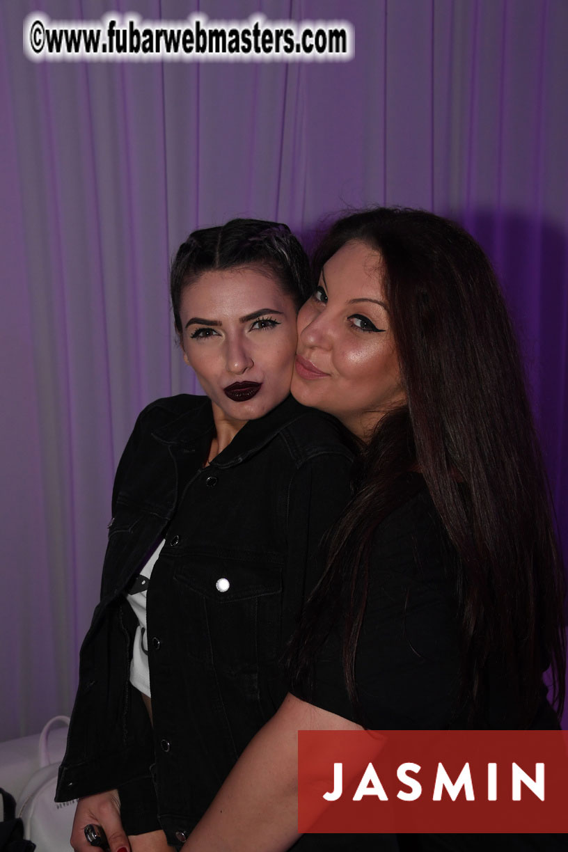 Welcome to Avatar World by Terpon