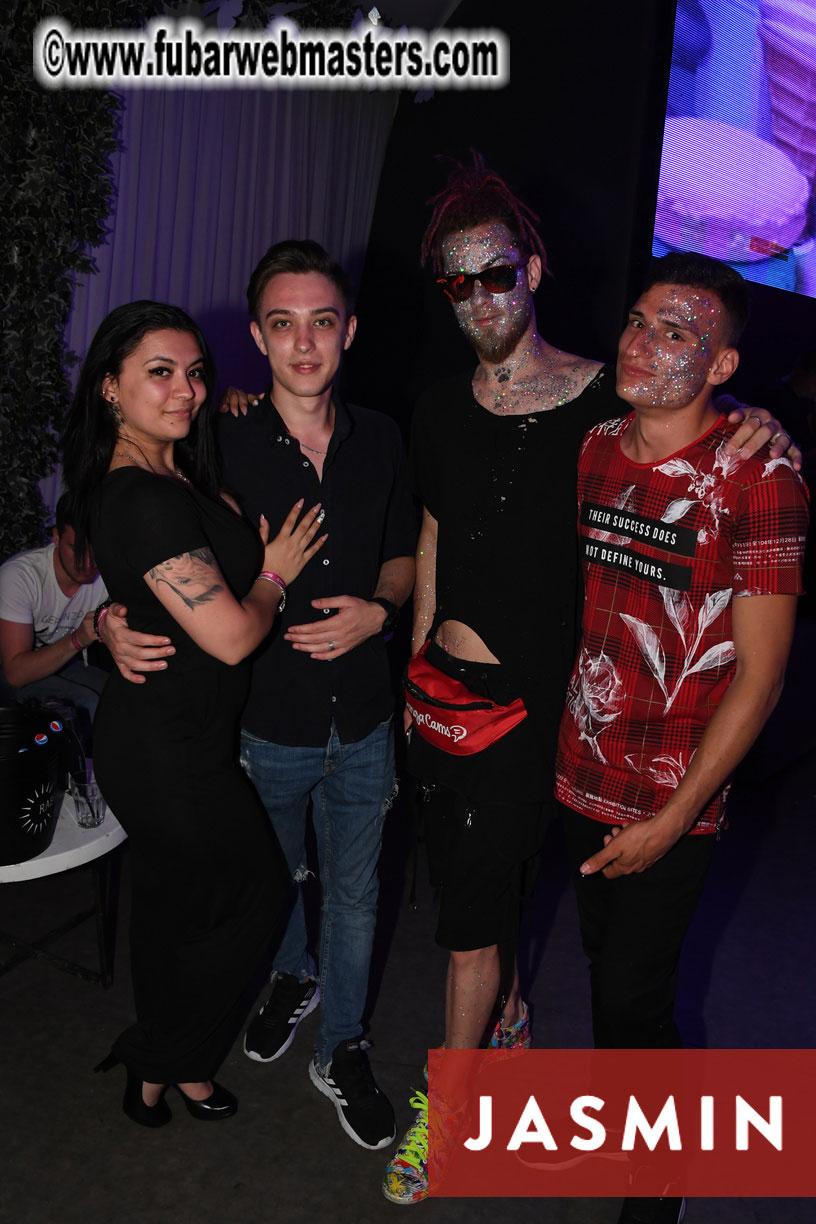 Welcome to Avatar World by Terpon