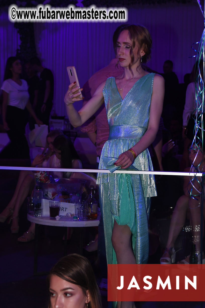 Welcome to Avatar World by Terpon