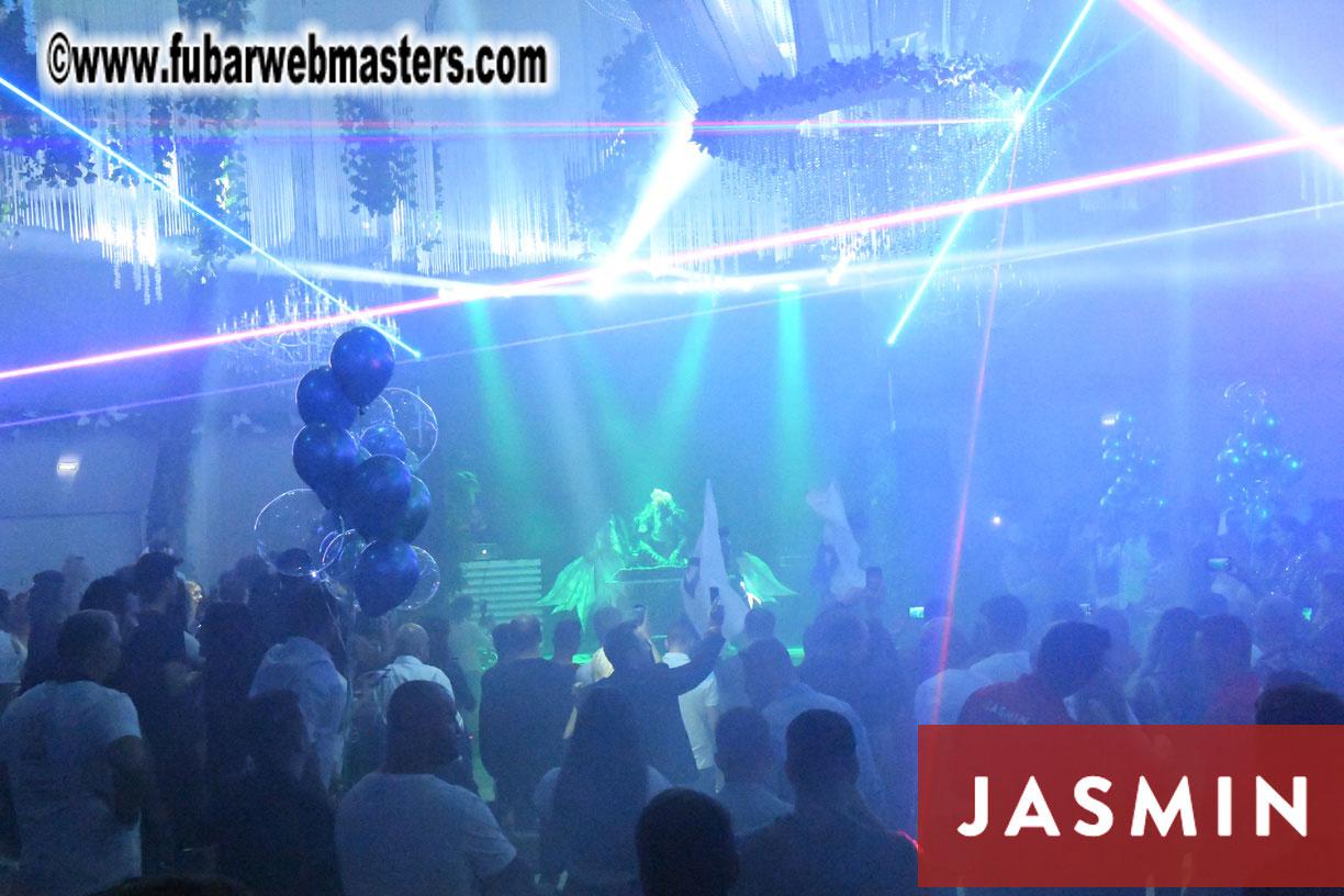 Welcome to Avatar World by Terpon