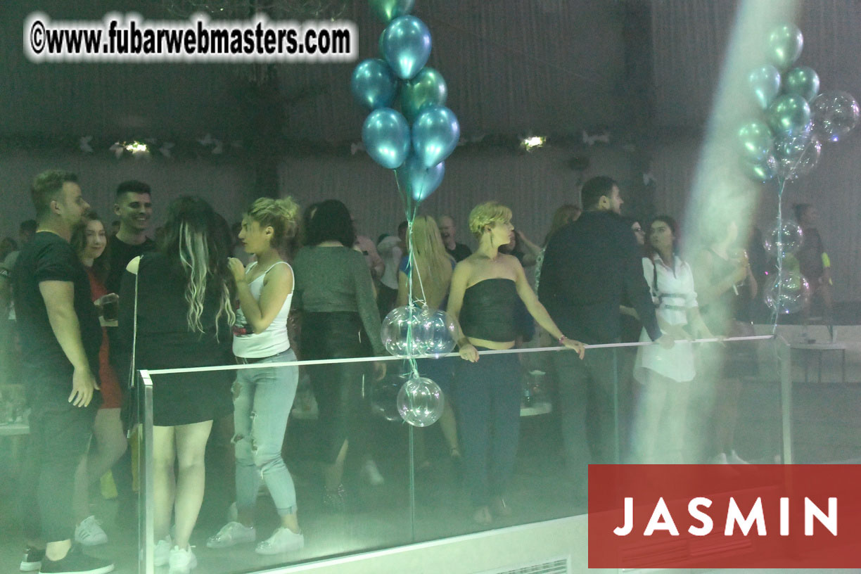 Welcome to Avatar World by Terpon