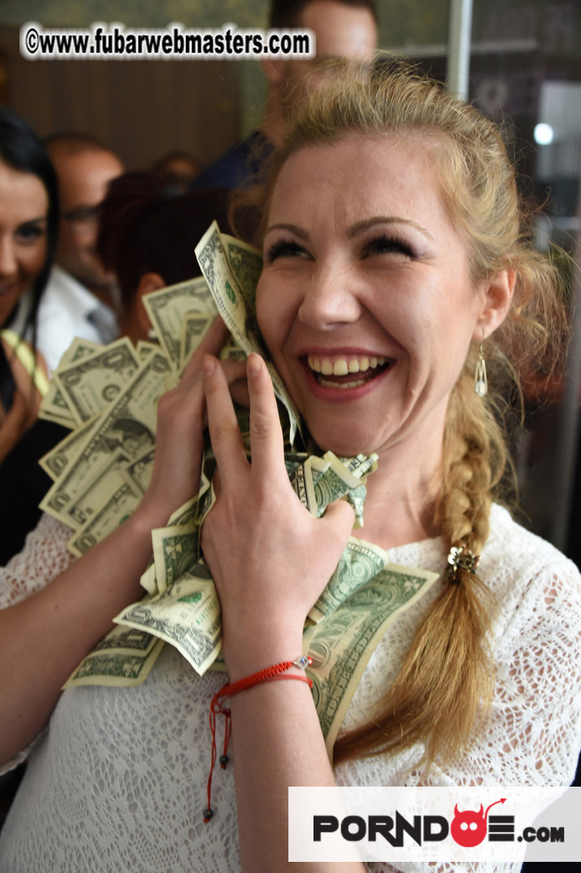 Imlive Cash Cube Machine - day1