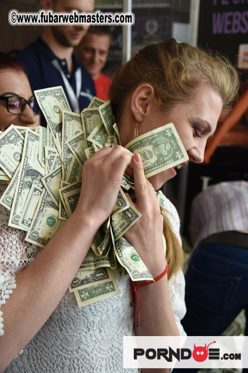 Imlive Cash Cube Machine - day1