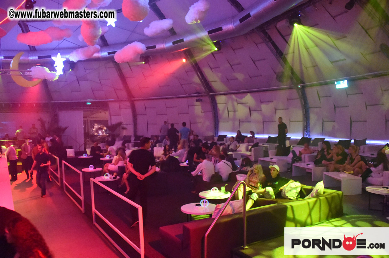 Party at EGO- Live Cams We Love ! 