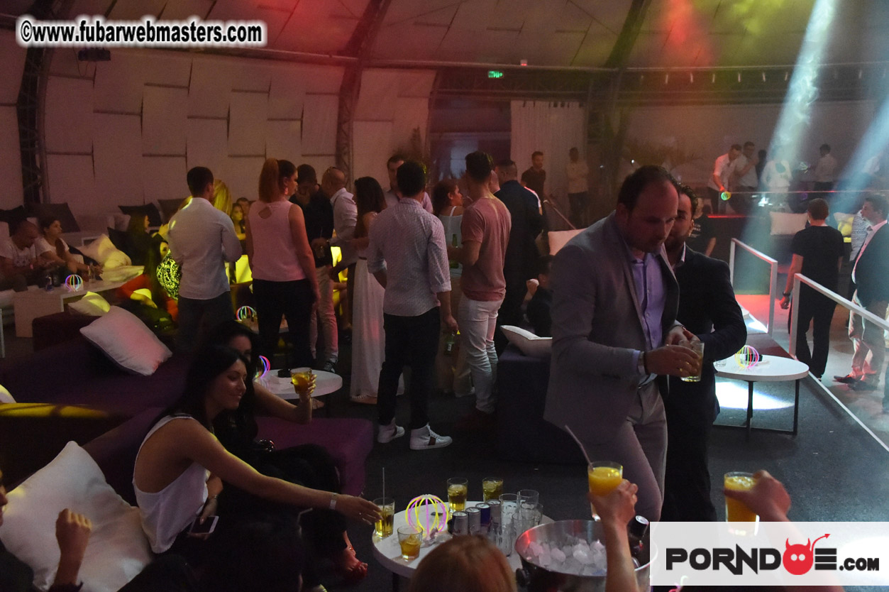 Party at EGO- Live Cams We Love ! 