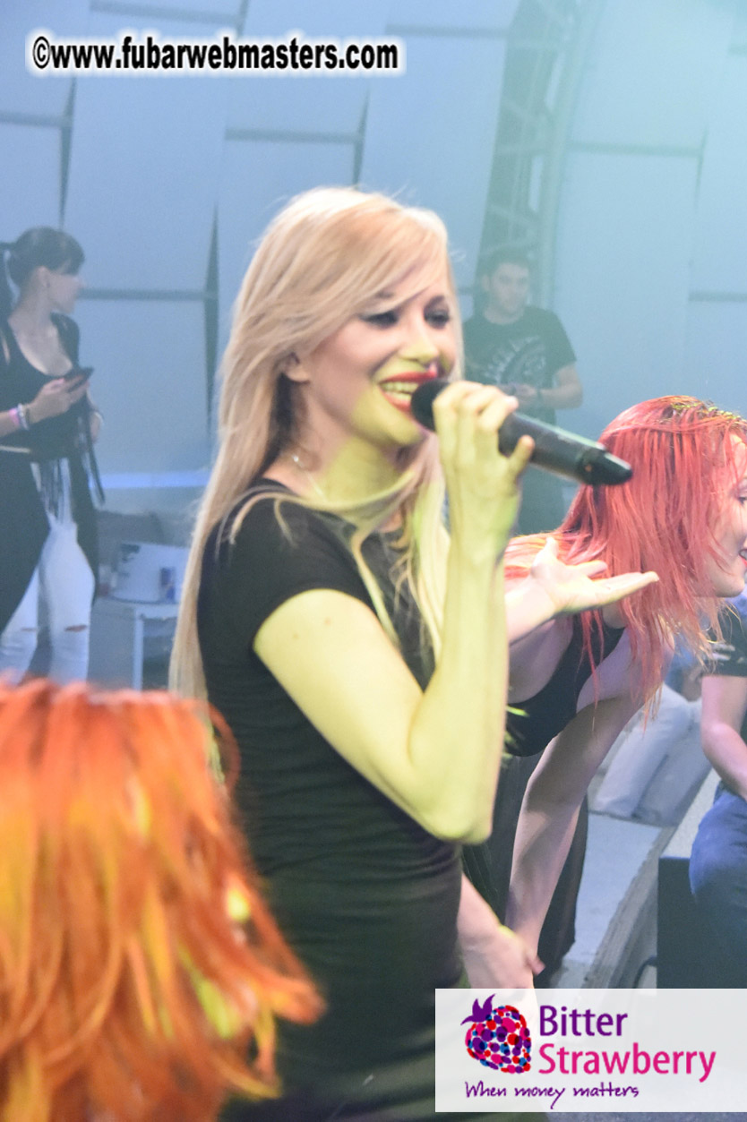 Party at EGO- Live Cams We Love ! 