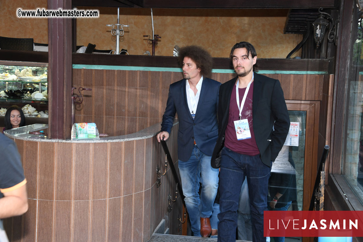 XLoveCam Dinner @ Crazy Beach