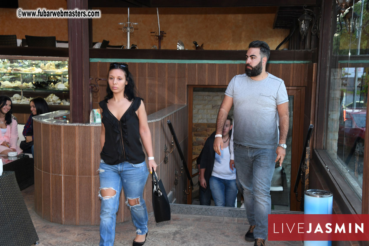 XLoveCam Dinner @ Crazy Beach