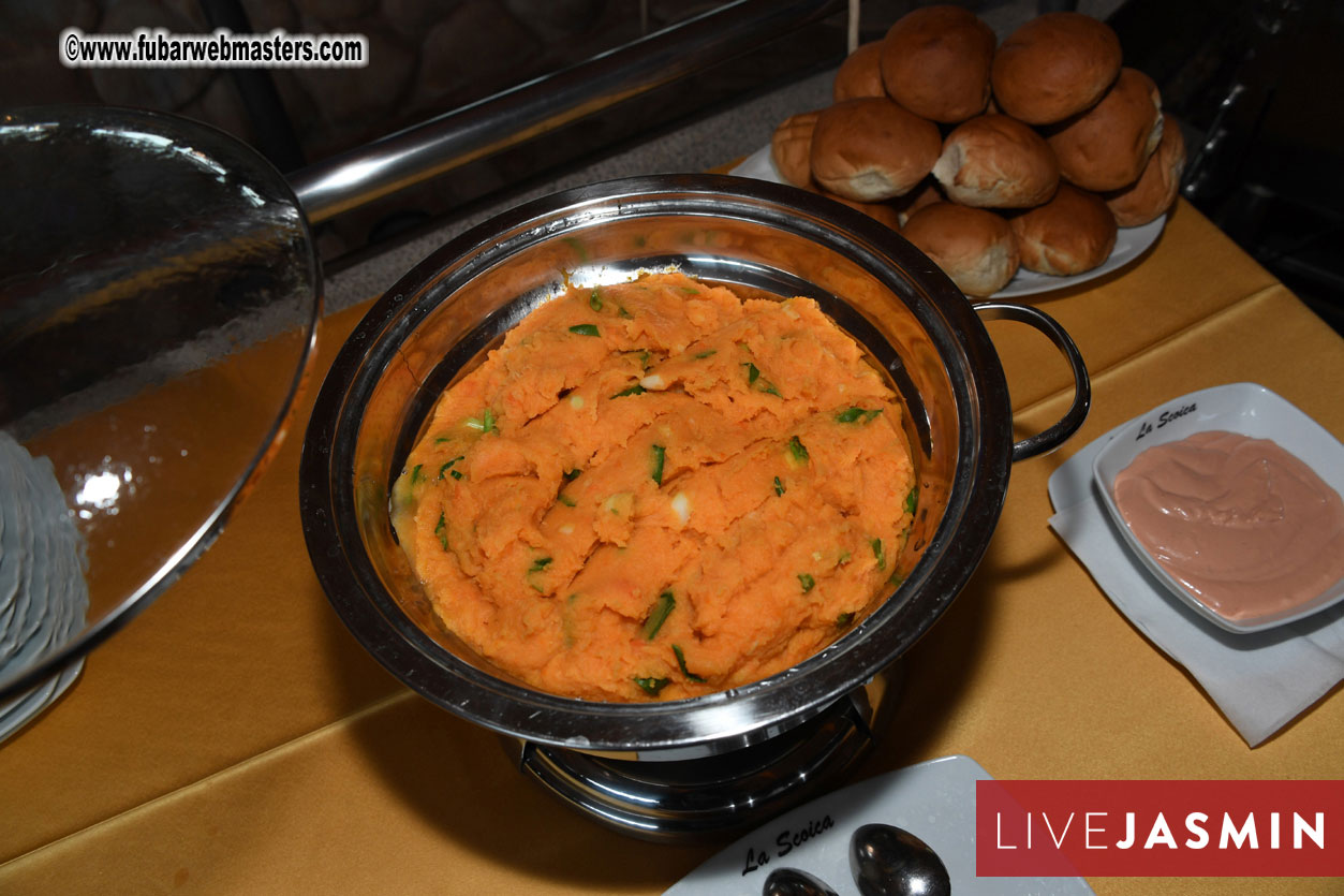 XLoveCam Dinner @ Crazy Beach