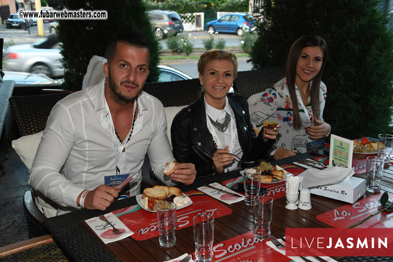 XLoveCam Dinner @ Crazy Beach