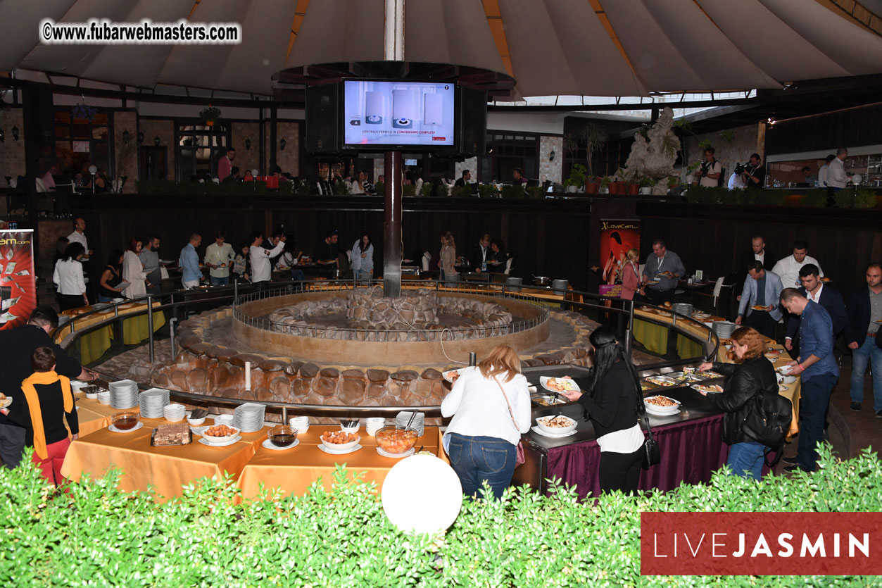 XLoveCam Dinner @ Crazy Beach