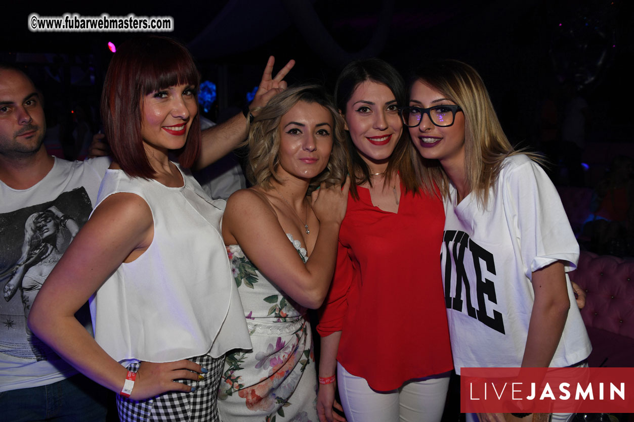 FreeWebCams White Party @ Bellagio Club