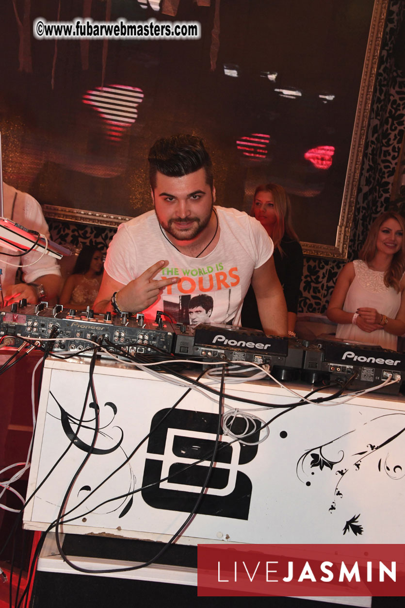 FreeWebCams White Party @ Bellagio Club