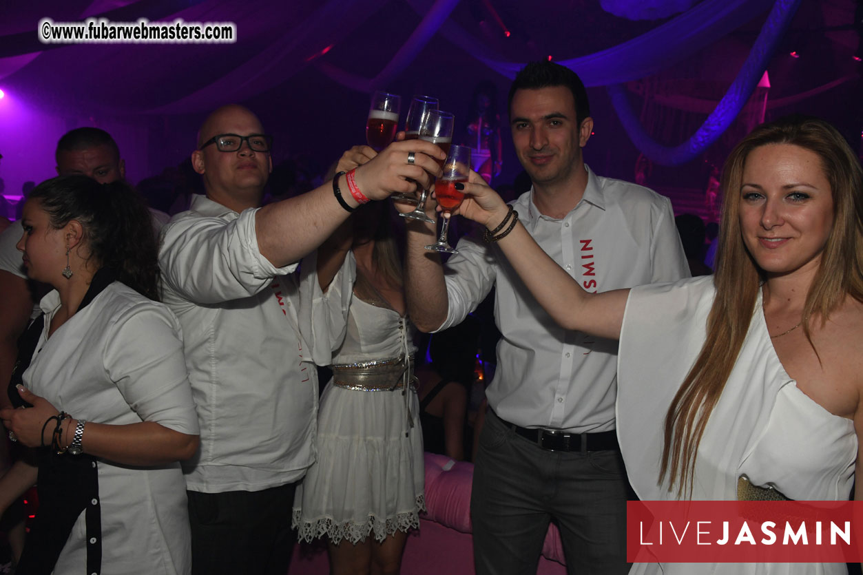 FreeWebCams White Party @ Bellagio Club