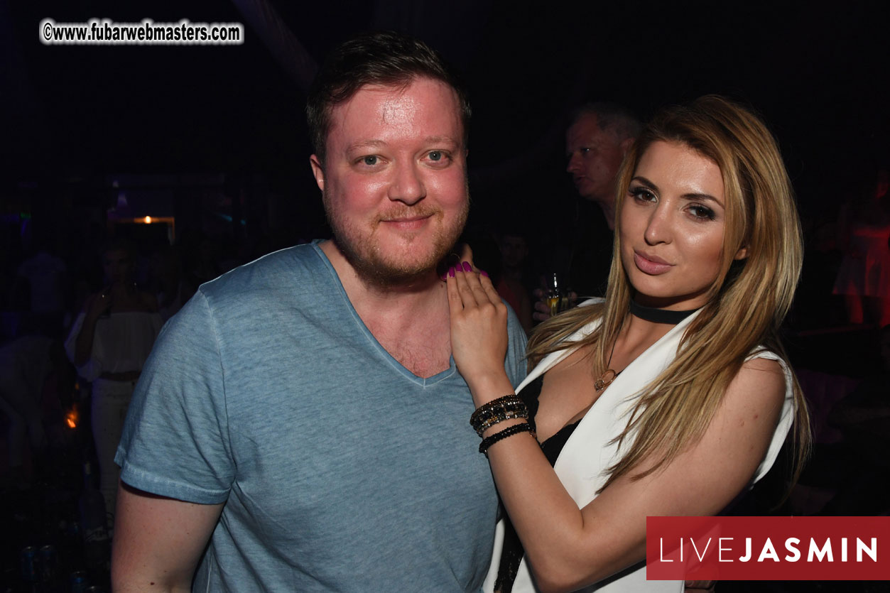 FreeWebCams White Party @ Bellagio Club