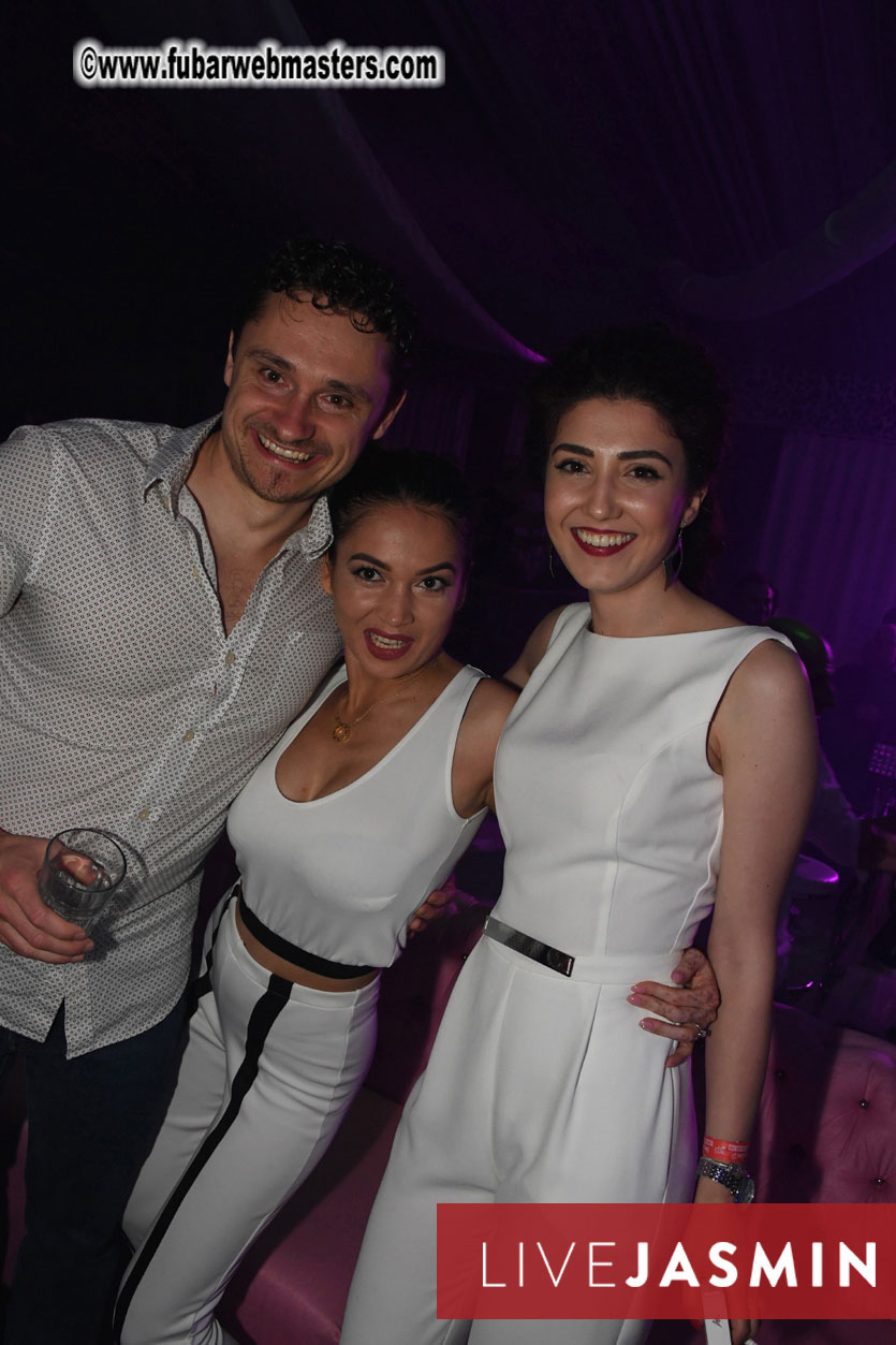 FreeWebCams White Party @ Bellagio Club