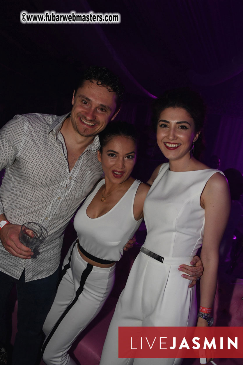 FreeWebCams White Party @ Bellagio Club