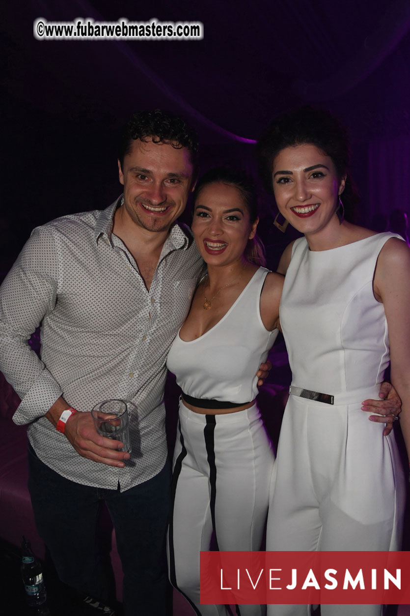 FreeWebCams White Party @ Bellagio Club