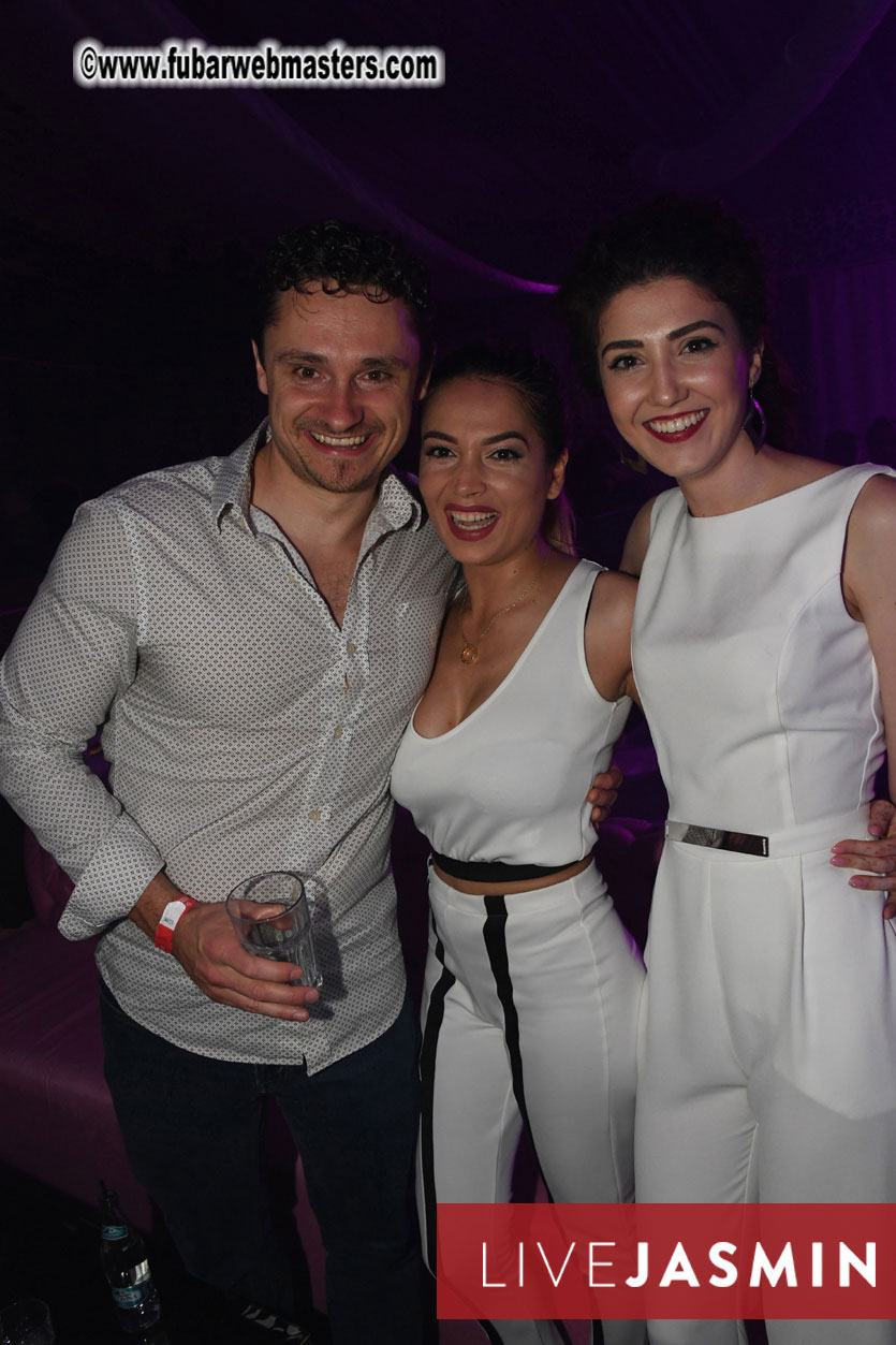 FreeWebCams White Party @ Bellagio Club