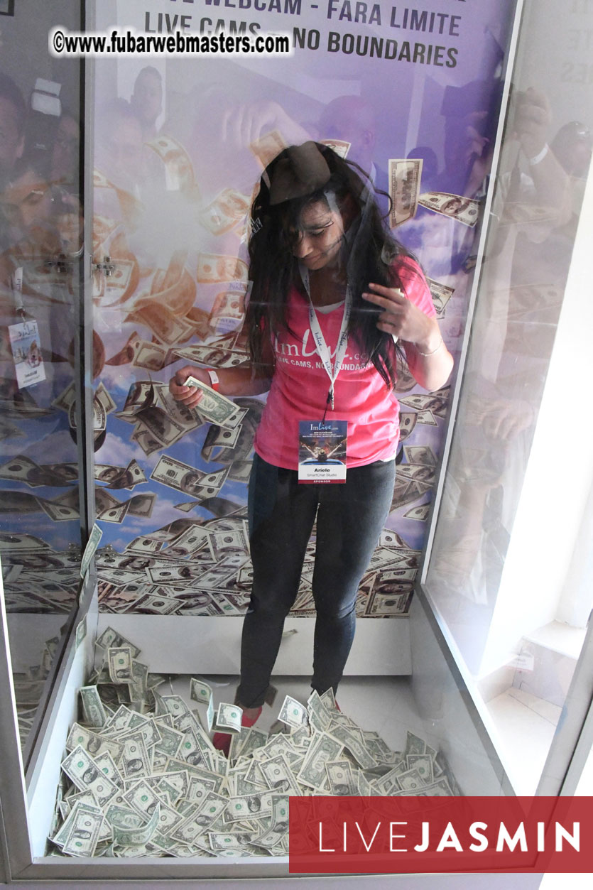 ImLive Cash Cube Machine