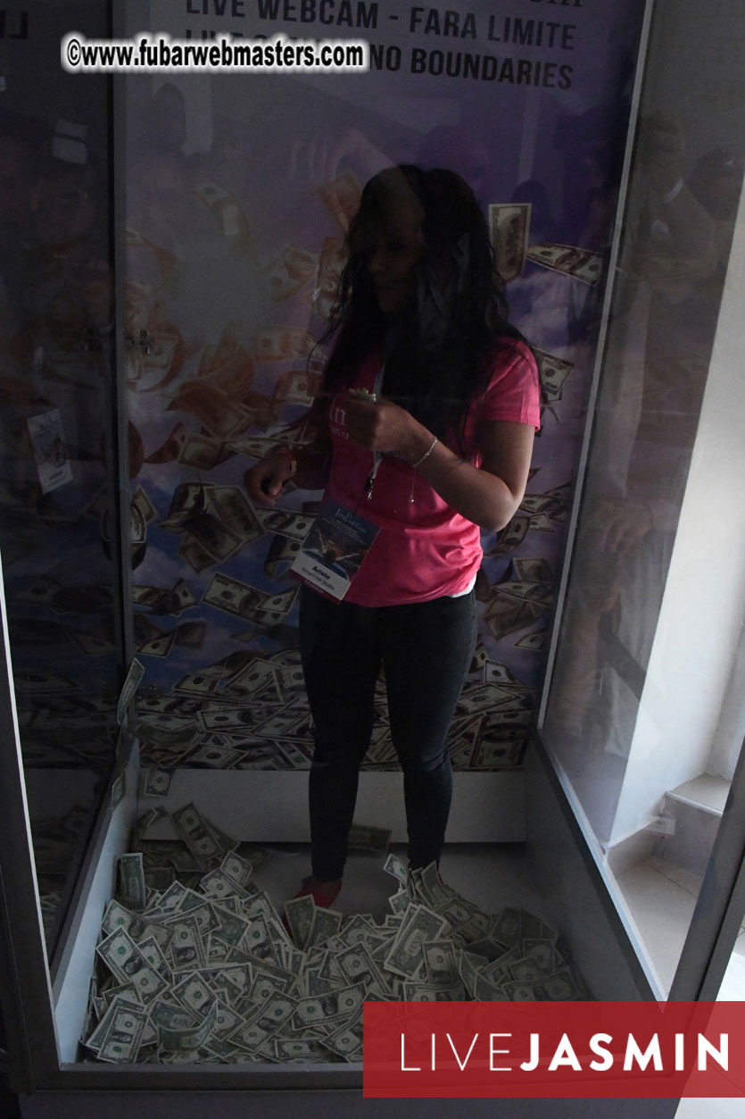 ImLive Cash Cube Machine