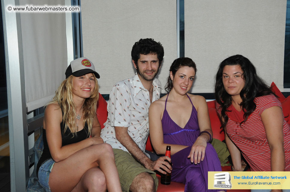 ME Hotel Sunday Night