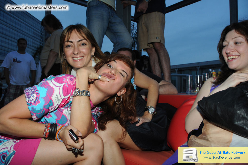 ME Hotel Sunday Night