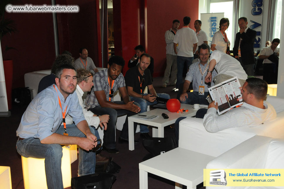 ME Hotel, registration and the show