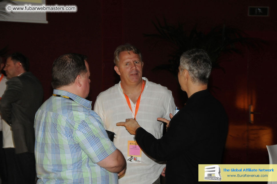 ME Hotel, registration and the show