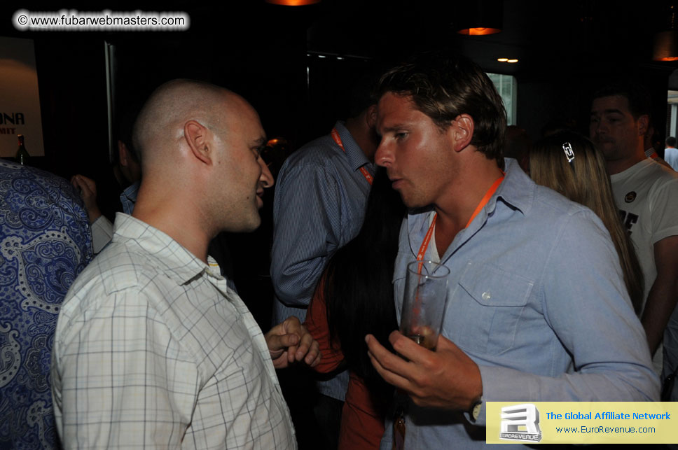 Welcome cocktails Poolside