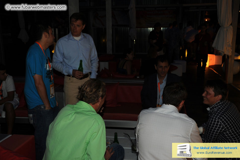 Welcome cocktails Poolside