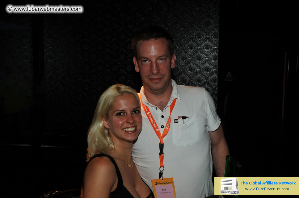 Welcome cocktails Poolside