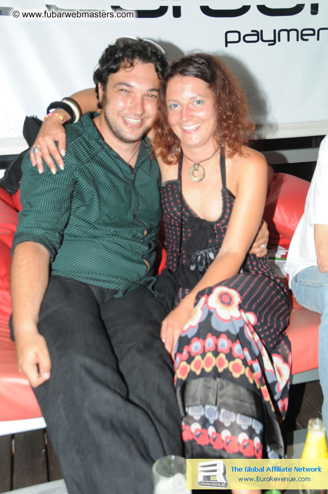 ¿Undress for Success¿Party